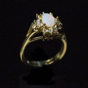 GENUINE OPAL & CRYSTAL GOLD TONE RING - JRTGCW1